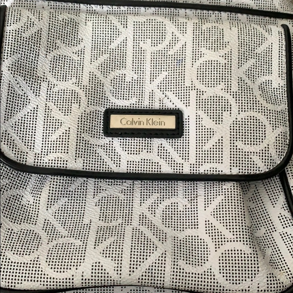 Purse - Picture 3 of 5